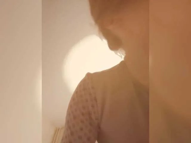 Offline Katti-she on BongaCams