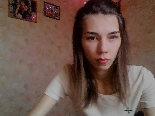 Offline Kiitaa on BongaCams