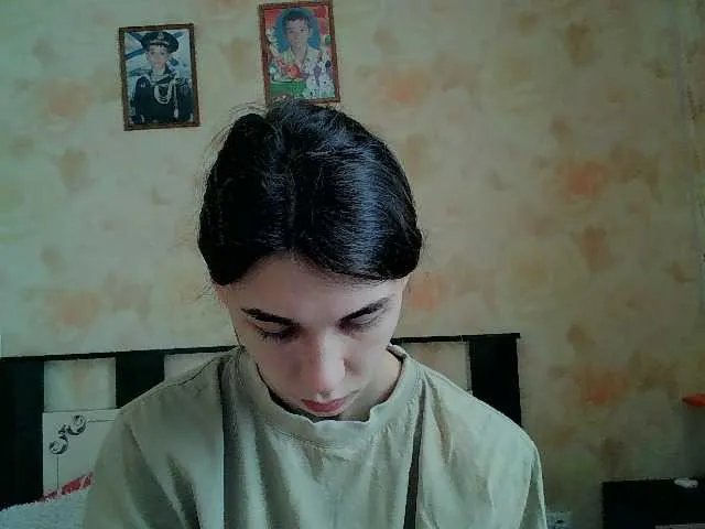 Offline Kiitaa on BongaCams