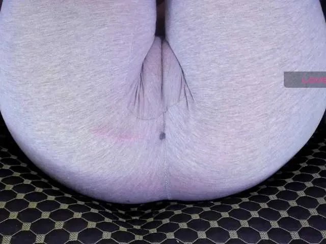 Offline Kira-Kell on BongaCams