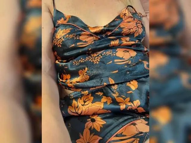 Offline KiraKiss8 on BongaCams