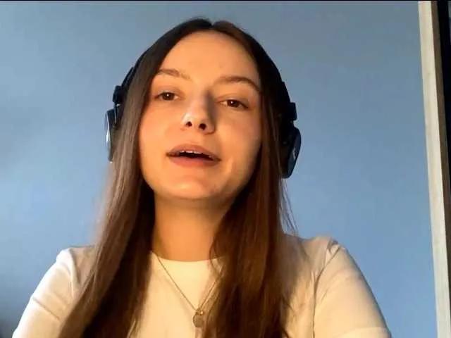 Offline KittieRusu on BongaCams