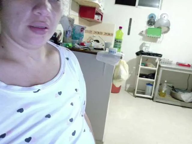 ladydeathz0 on BongaCams