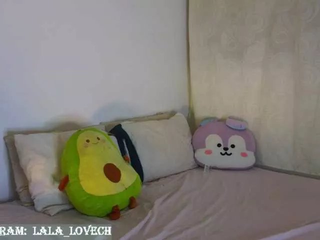 Offline Lala-love27 on BongaCams