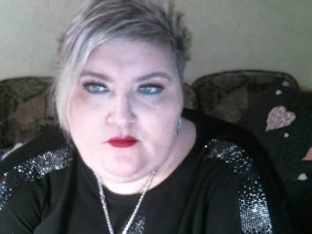 Offline Lana0005 on BongaCams