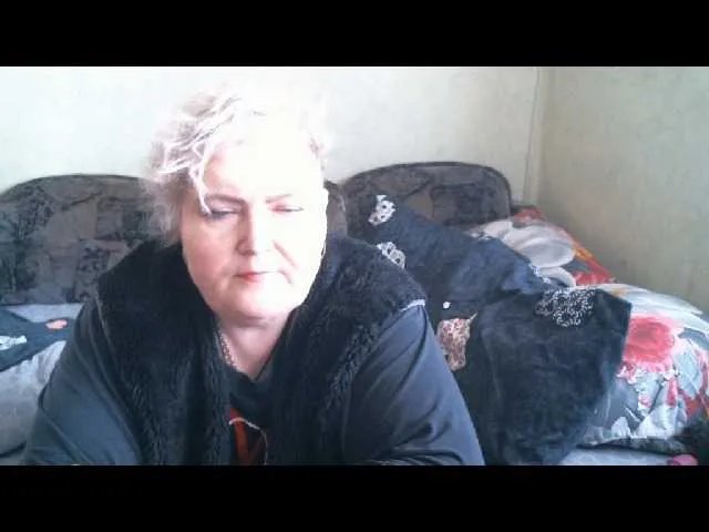 Offline Lana0005 on BongaCams