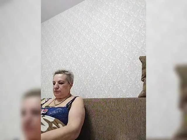 Offline lara45 on BongaCams