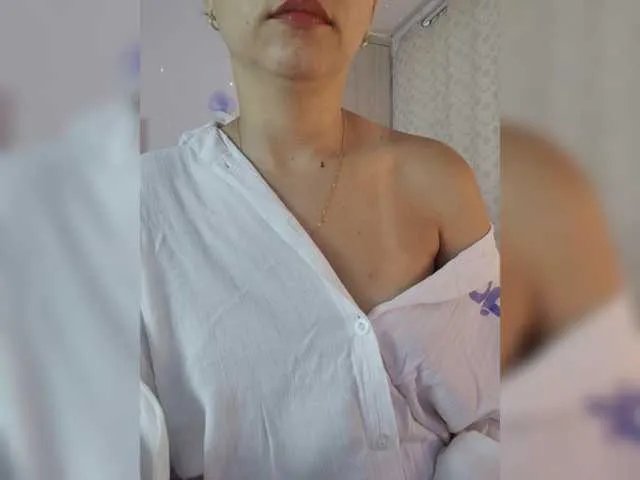 Offline LarisaMaia on BongaCams