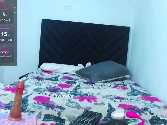 Offline latinpetite on BongaCams