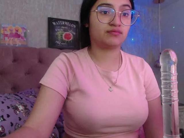 Freechat laurenelove on BongaCams