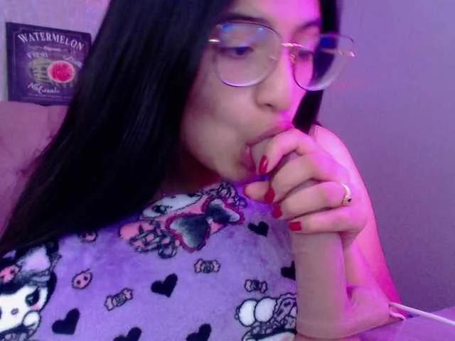 Freechat laurenelove on BongaCams