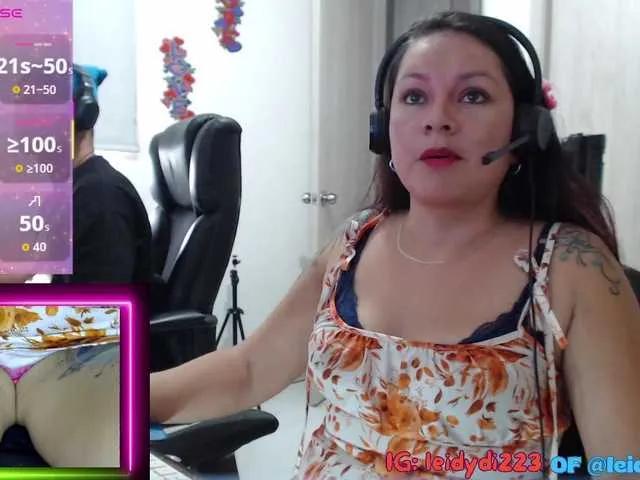 Freechat Leidydi223 on BongaCams