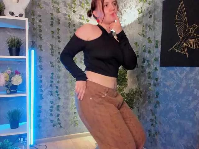 Offline LelaRyann on BongaCams