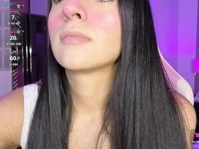 Offline LennaBlair on BongaCams