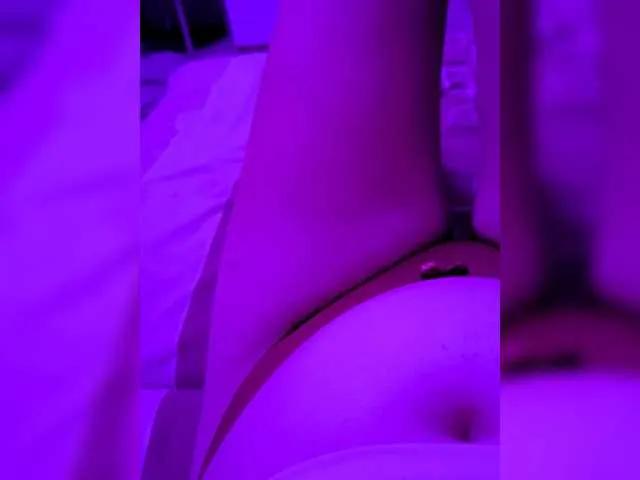 Offline Lilikiss on BongaCams