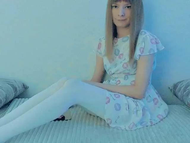 Offline Liliya9 on BongaCams