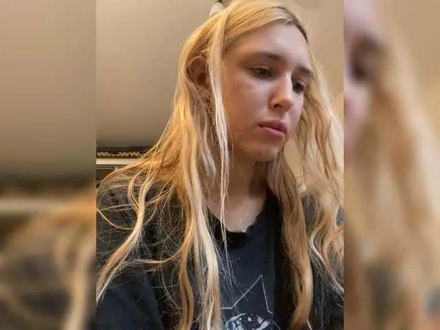 Offline LinaTwins on BongaCams