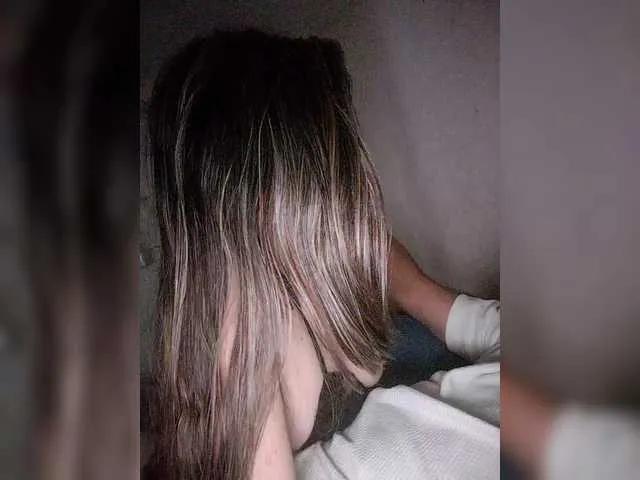 Offline Lola7777 on BongaCams