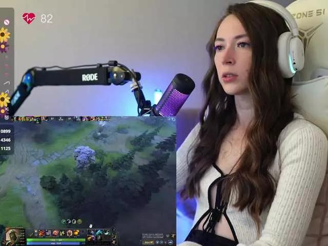 Offline lollipop-o on BongaCams