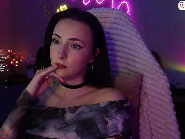 Offline LollyGirlMoon on BongaCams