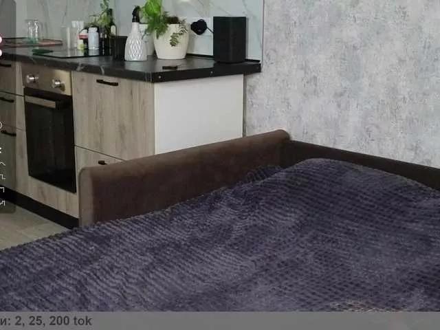 Offline LollyMille on BongaCams