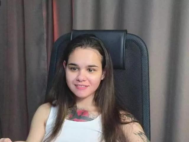 Offline LollyMille on BongaCams