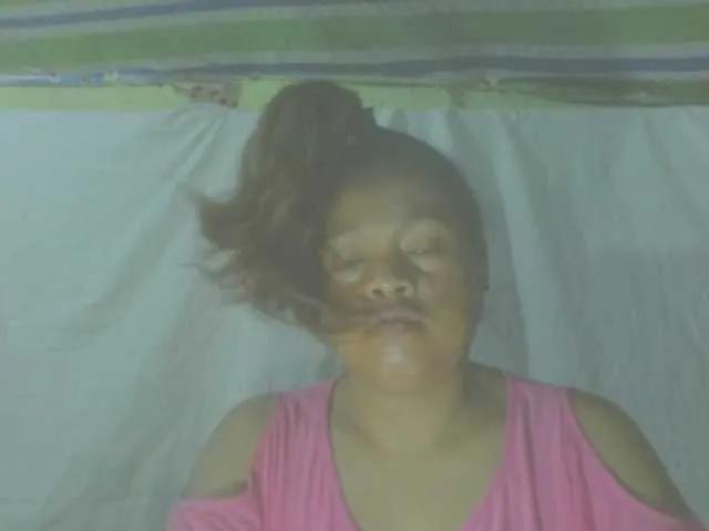 LorahXVane on BongaCams