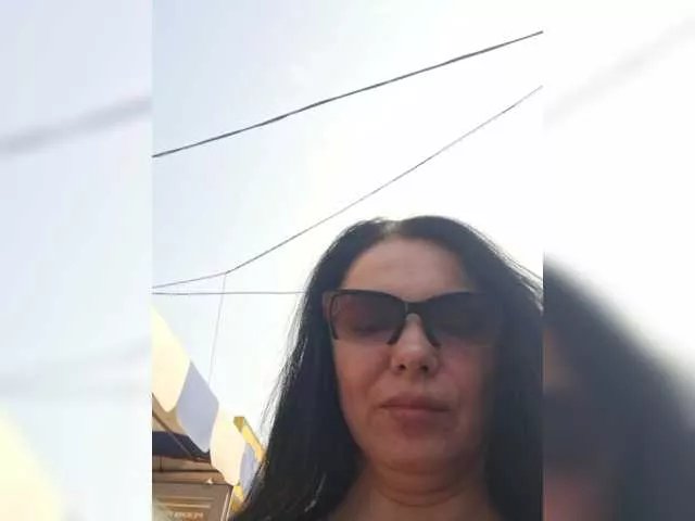 Offline LouiseJenkin on BongaCams