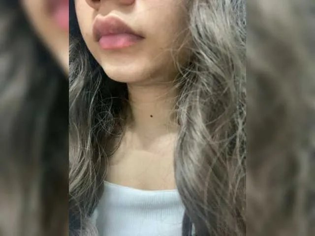 Offline Lovefeetnude-1 on BongaCams