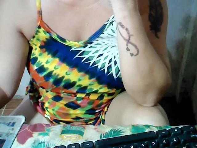 Offline lovelylovelybabexx on BongaCams