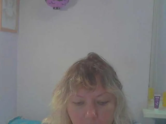 Freechat LucyAlexis on BongaCams