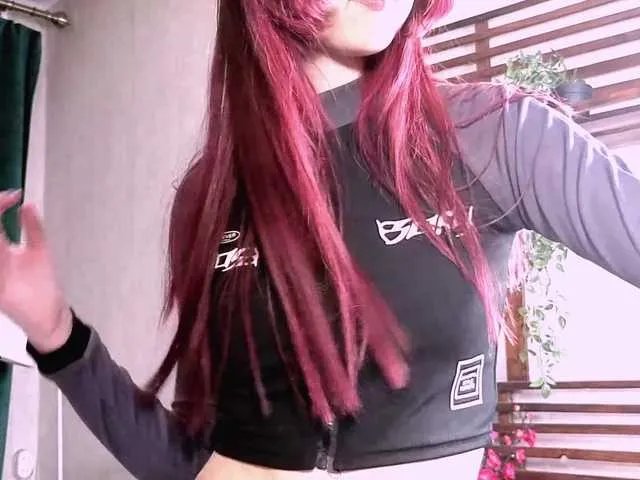 Offline LucyStars on BongaCams