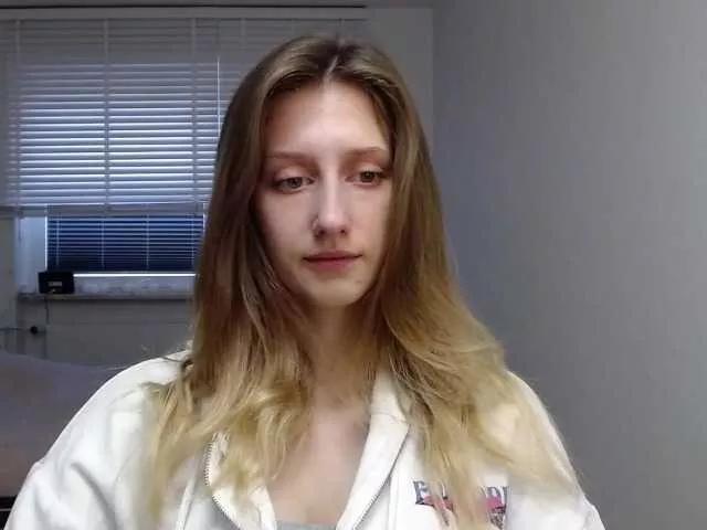 Freechat LUNAdream on BongaCams