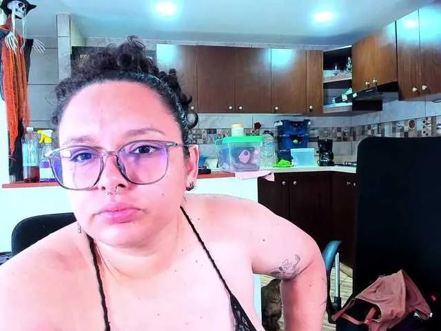 Freechat MABELANDDANNY on BongaCams