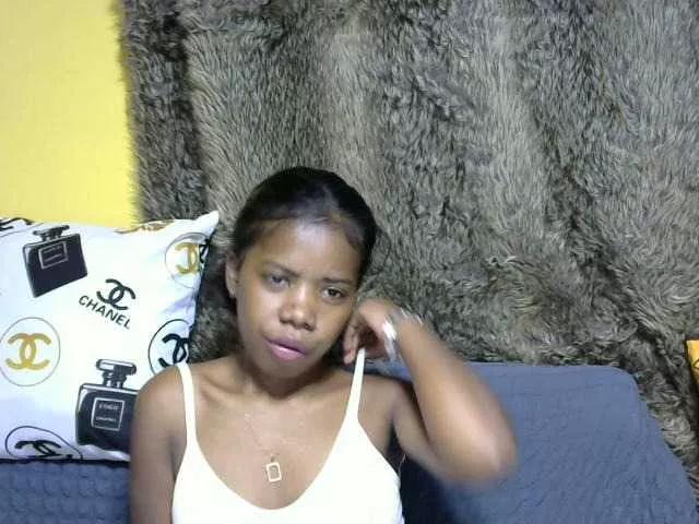 Maha19x on BongaCams 