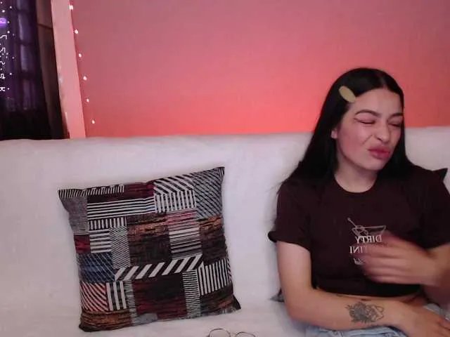 Offline Majo-melisa on BongaCams