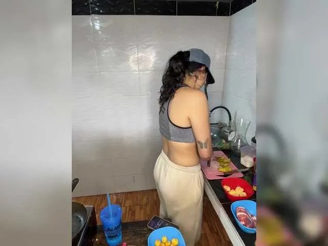 Offline Majo-melisa on BongaCams