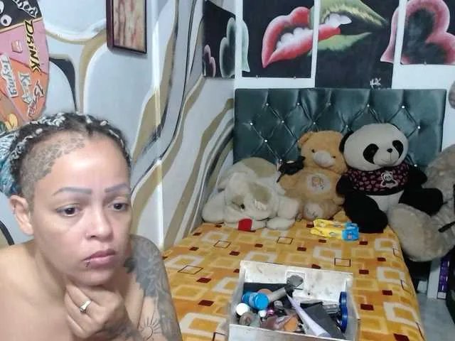 Offline Manazahot99 on BongaCams