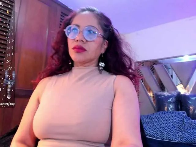 Offline mariapaulac on BongaCams