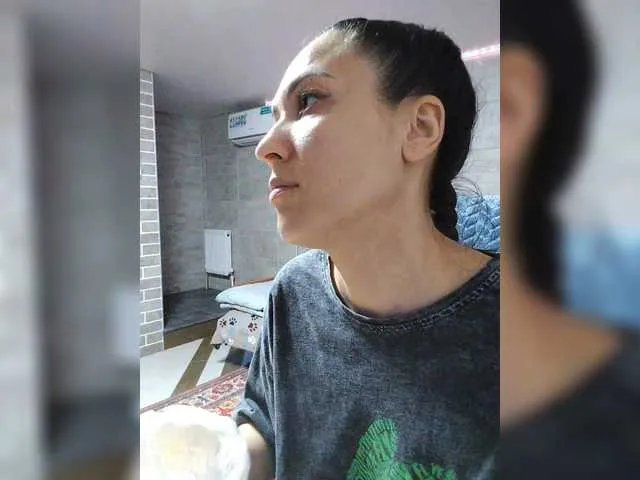 Offline Marina4Love on BongaCams