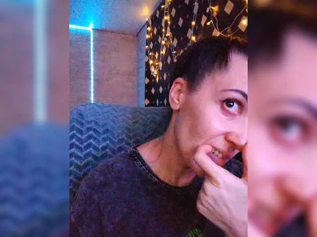 Offline Marina4Love on BongaCams