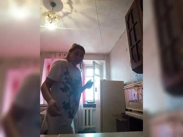 Offline MaryHopkins on BongaCams