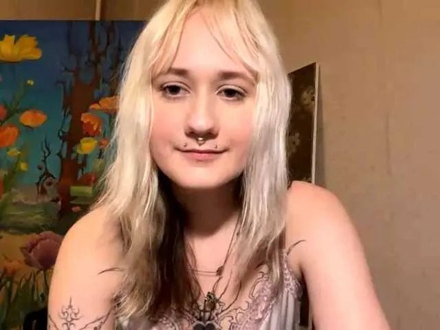 Offline MaryjaneMacdougal on BongaCams
