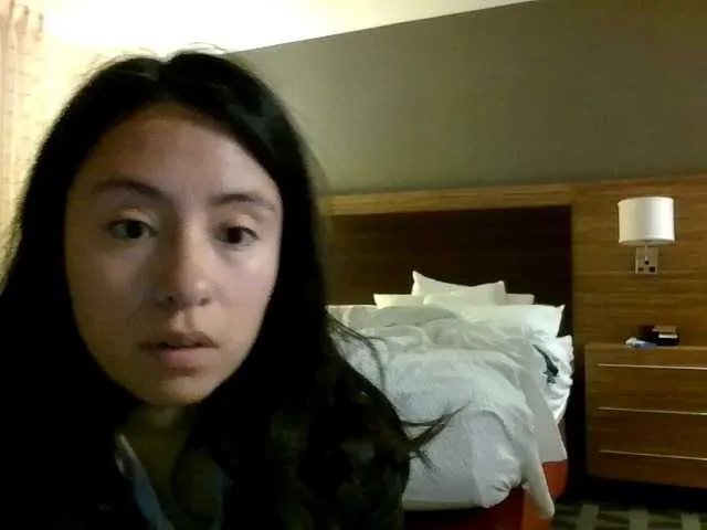 Freechat MeanChick on BongaCams