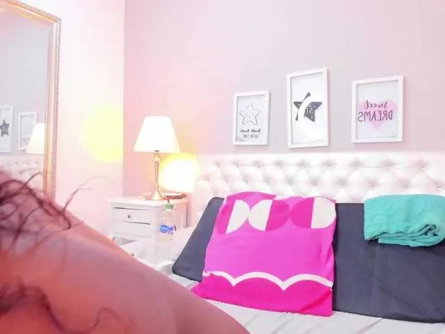 megan-loviitz — A man who knows what he wants, who is determined, who doesn't only think about his own pleasure. That he knows how to use his tongue, his fingers and is not limited to just using his cock