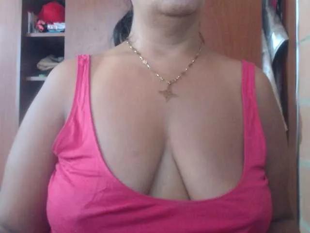 Offline Meganny2023 on BongaCams