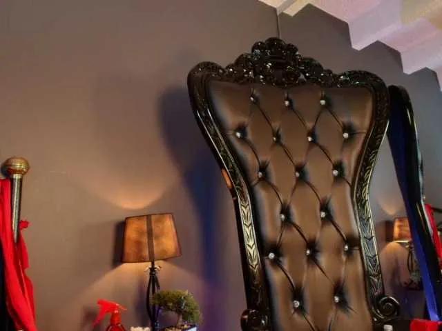 Offline MelaniaKnauss on BongaCams