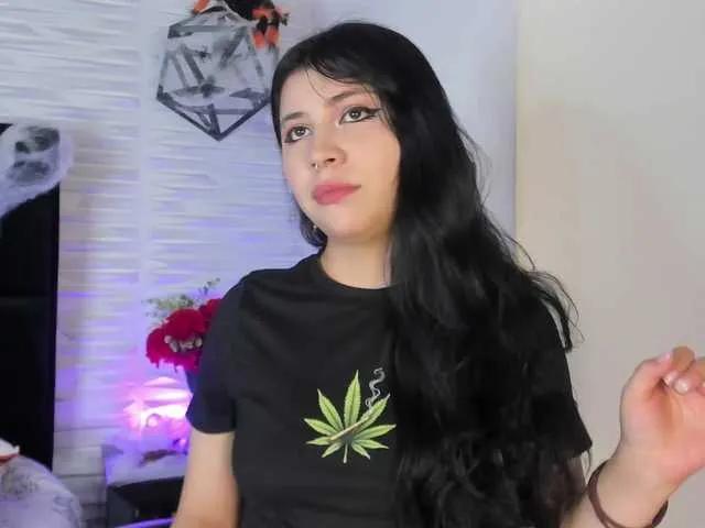 Freechat Melody-Black on BongaCams