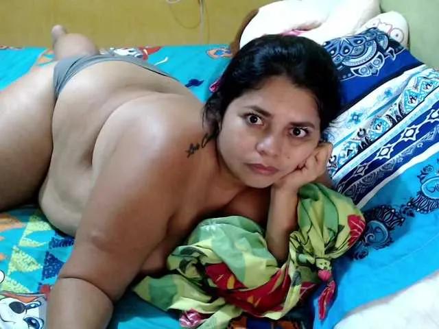 Offline mia-naughty on BongaCams