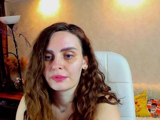 Freechat miagrantes on BongaCams